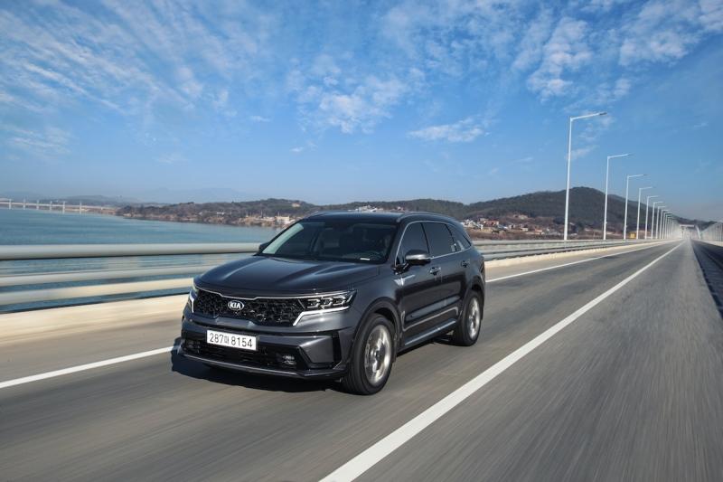 $14,000.00 SUV or popular hatchback car: Which is more worth it?