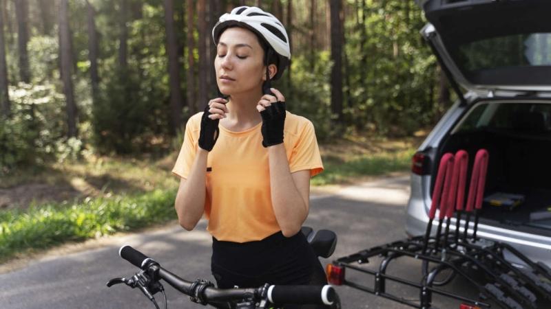 Bicycle Rack for 2025 Cars: Practical and Sturdy!