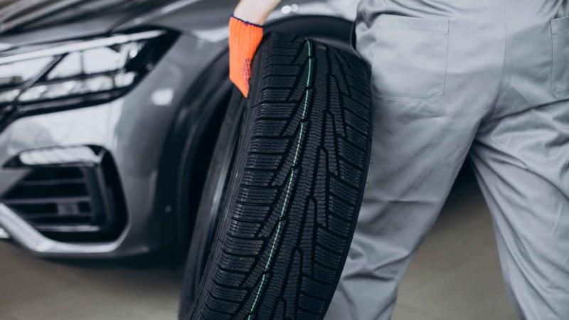 Car spare tire 2025: Is it mandatory? Does overdue give a fine? New law